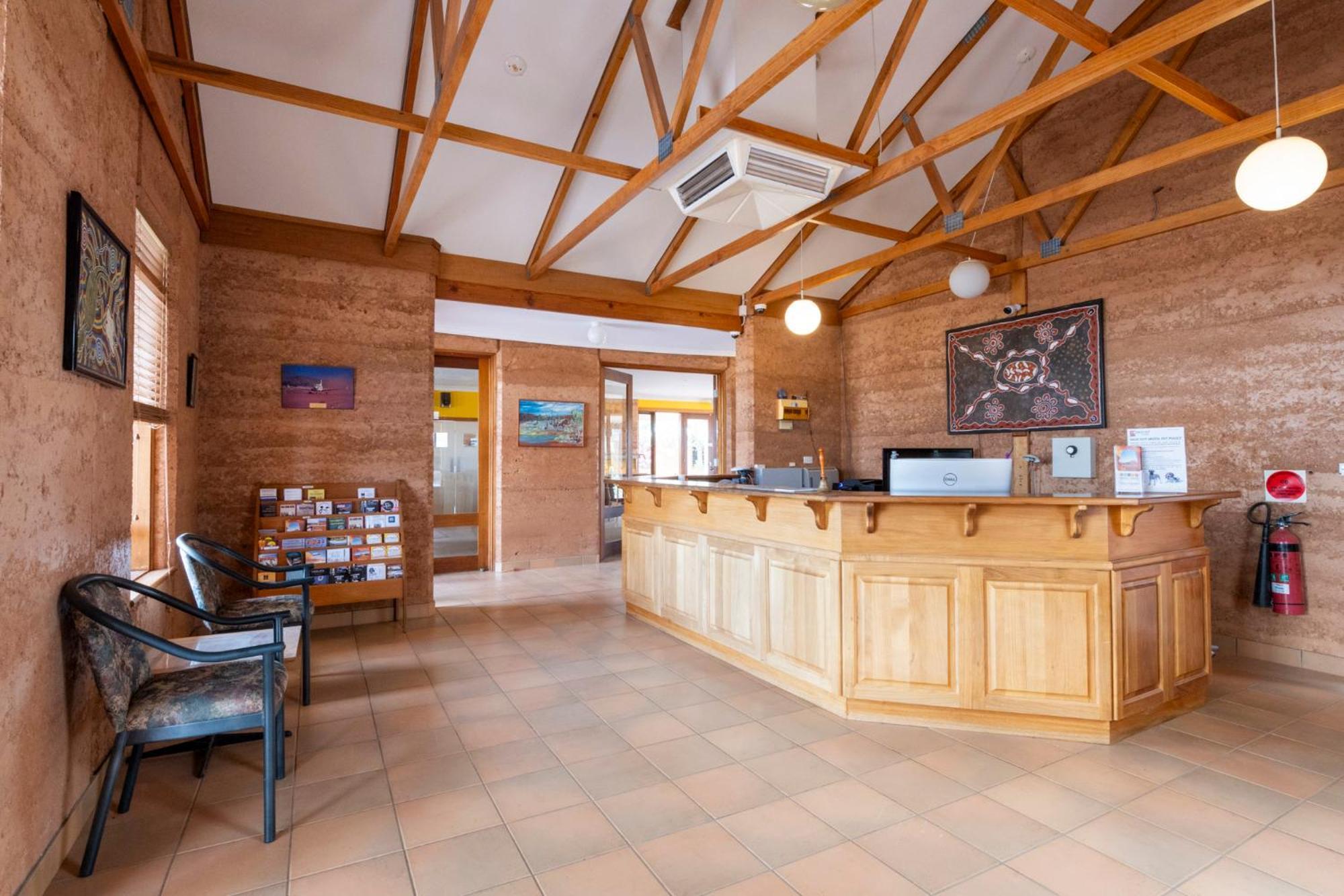 Mud Hut Motel Coober Pedy Eksteriør bilde