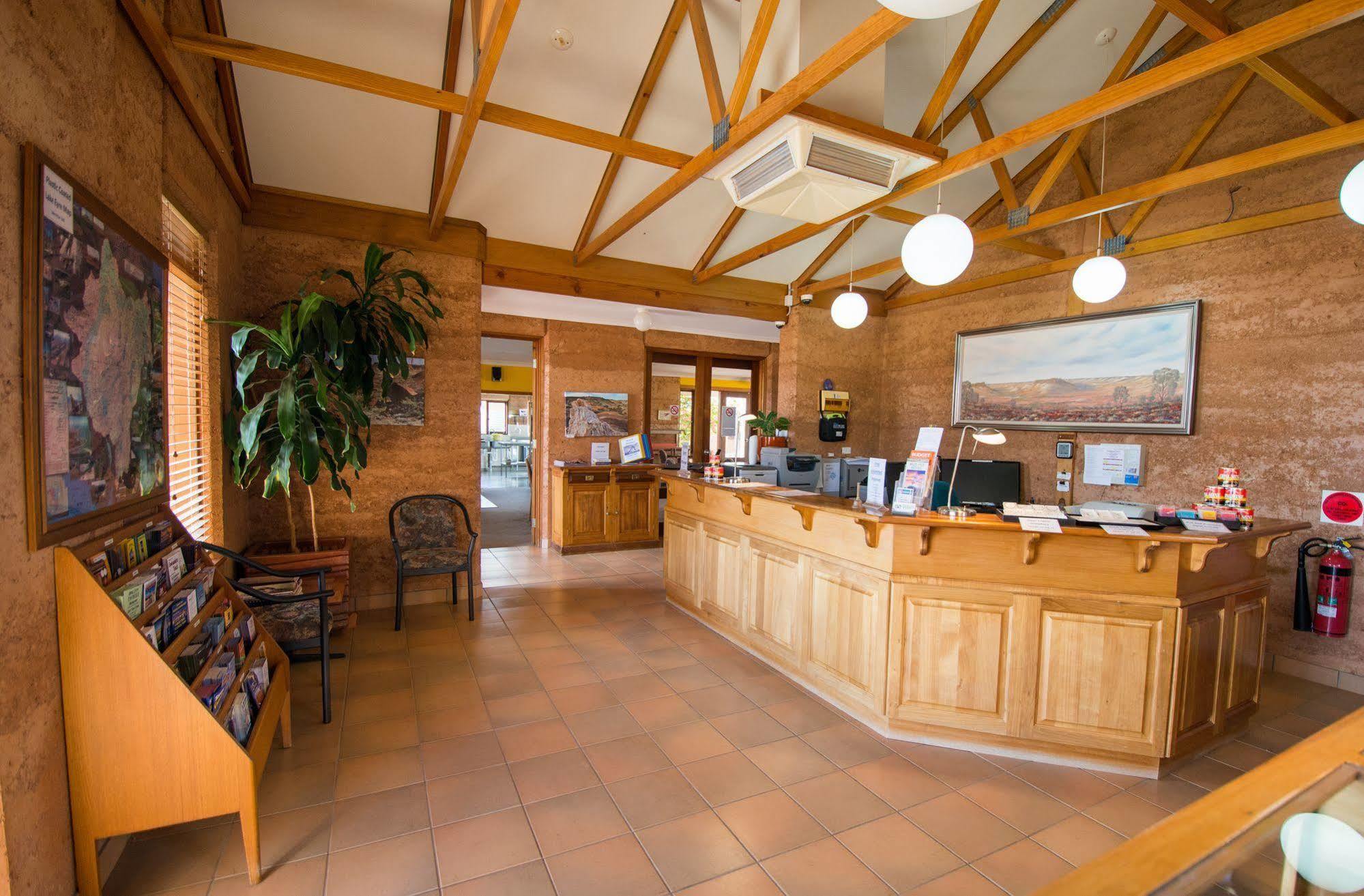 Mud Hut Motel Coober Pedy Eksteriør bilde